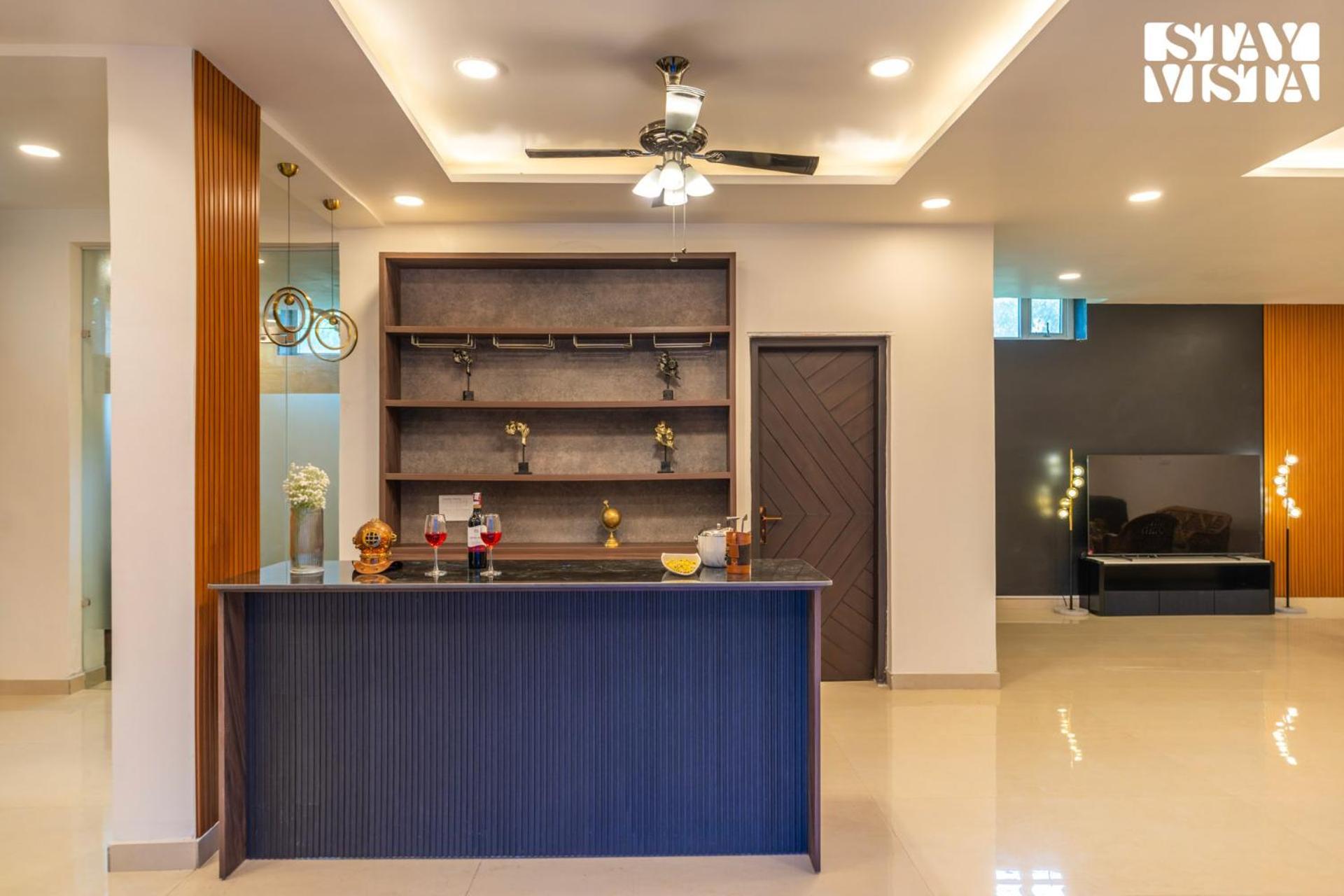 Stayvista At Wandering Vines Indoor Pool 4Bhk Luxury Villa In Delhi Sohna Eksteriør bilde